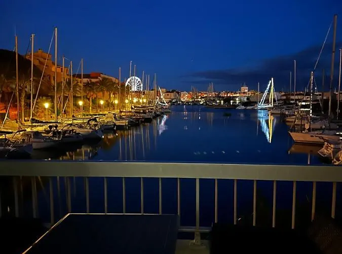 Duplex Sur Marinas Cap D'agde Апартаменты *